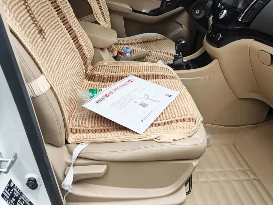 Baojun 730 2014 2014 1.5L Manual Luxury 7-seater