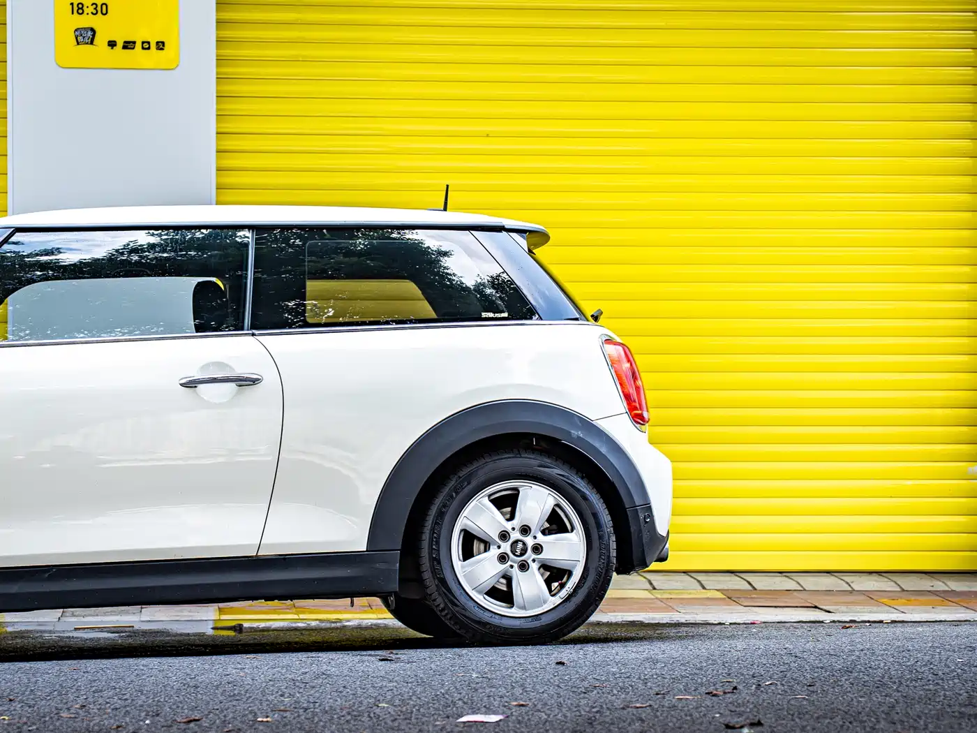 MINI 2015 1.2T Manual ONE фото 7