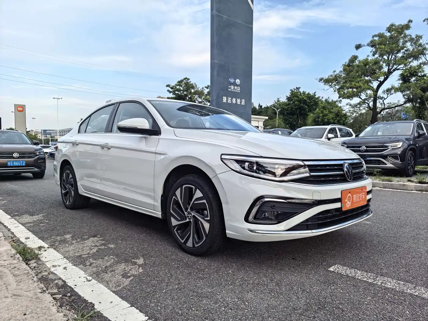 Volkswagen Bora 2023 200TSI DSG Yuexing PRO Edition фото 3