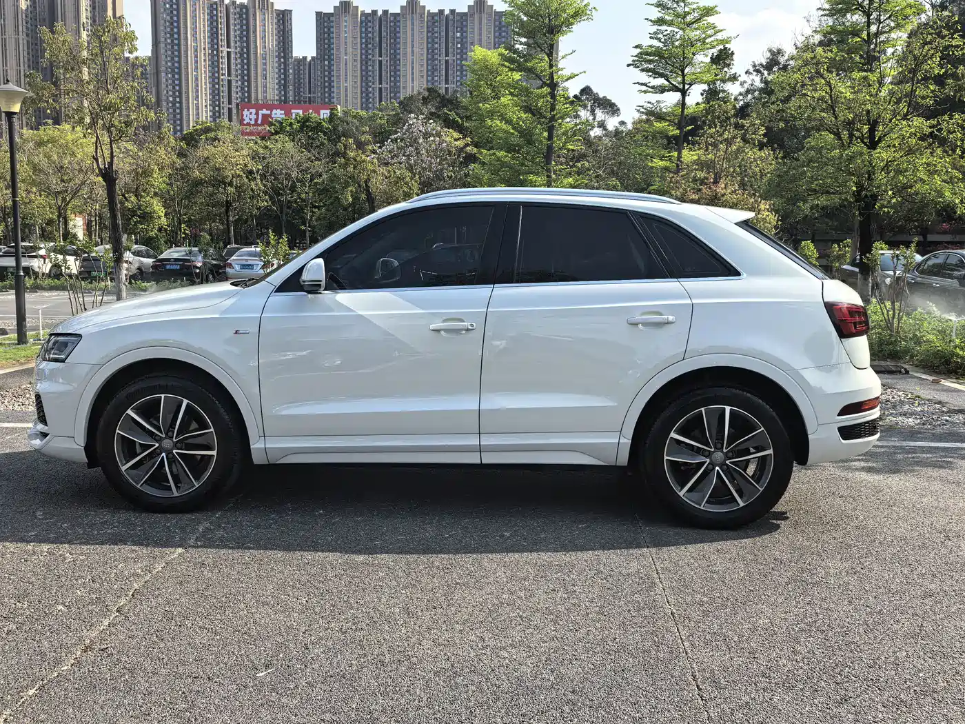 Audi Q3 2018 30th Anniversary Edition 35 TFSI Sport фото 3