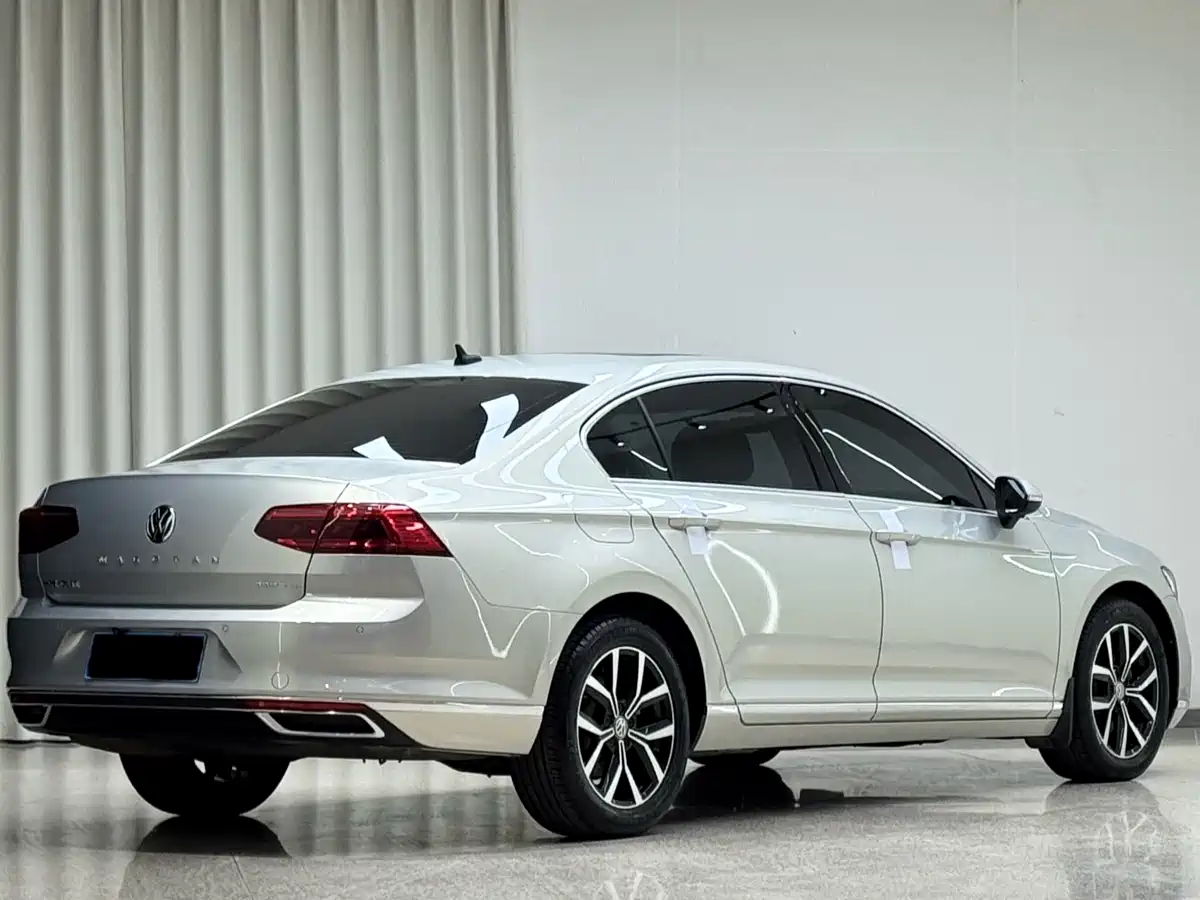 Volkswagen Magotan 2020 280TSI DSG Leading фото 6