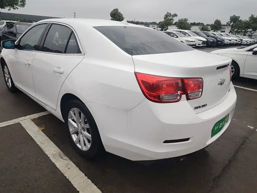 Chevrolet Malibu 2014 2.0L Automatic Luxury фото 5