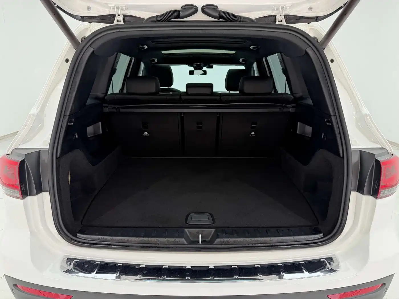 Mercedes-Benz GLB 2020 Facelift GLB 200 Dynamic фото 12