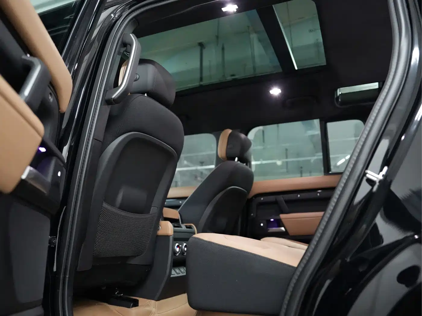Фото 23 - Land Rover Defender