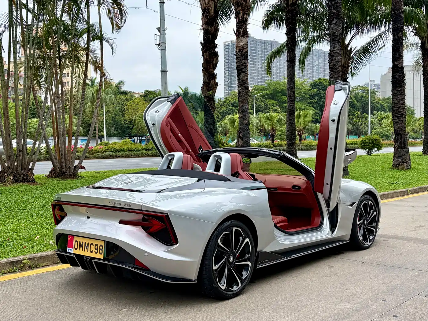 MG Cyberster 2024 580km Transcendent Edition фото 8