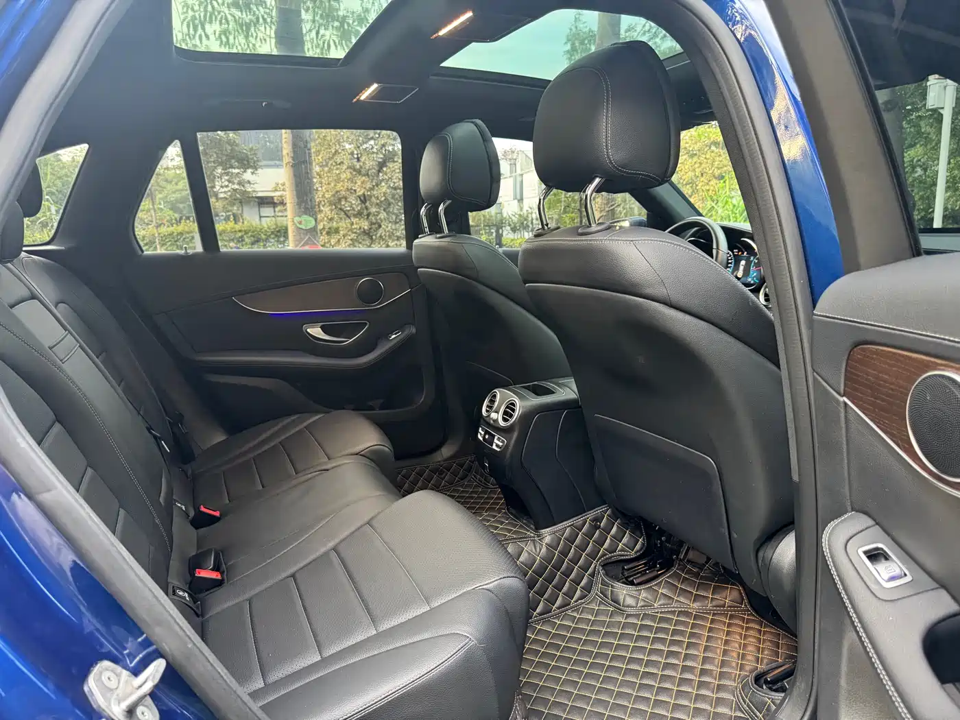 Mercedes-Benz GLC 2022 GLC 300 L 4MATIC Dynamic Collector's Edition фото 14