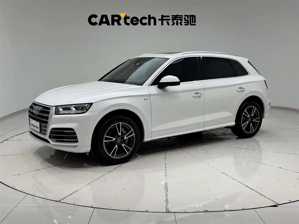 Audi Q5L 2020 45 TFSI Exclusive Fashion