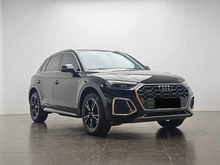 Audi Q5L 2023 40T Fashion Dynamic фото 3