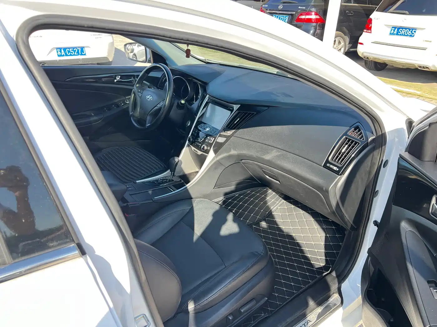Hyundai Sonata 2015 2.4L LUX Ultimate фото 17