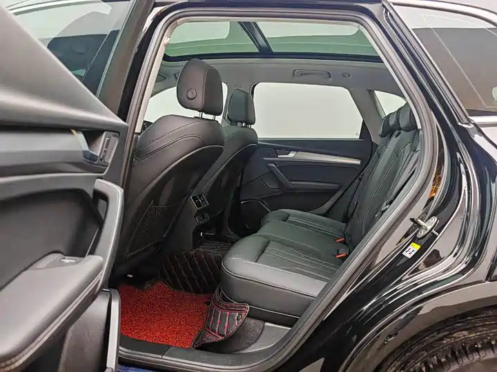 Audi Q5L 2023 40T Fashion Dynamic фото 6