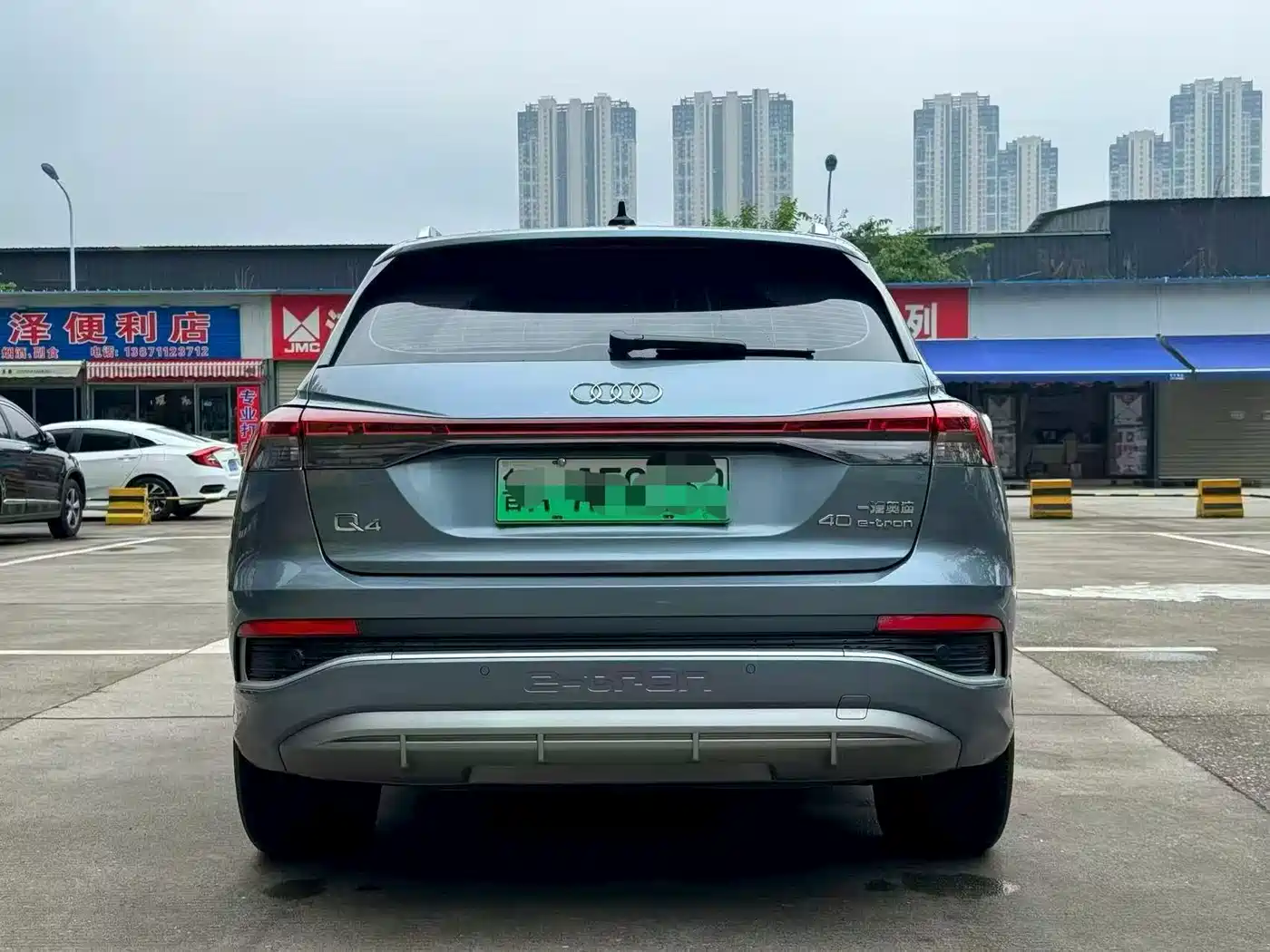 Audi Q4 e-tron 2024 40 e-tron Pioneer Edition фото 8