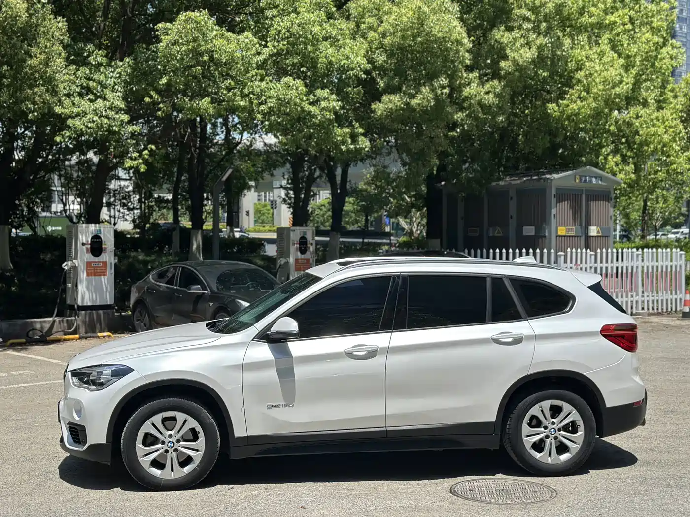 BMW X1 2016 sDrive18Li Premium Model фото 7