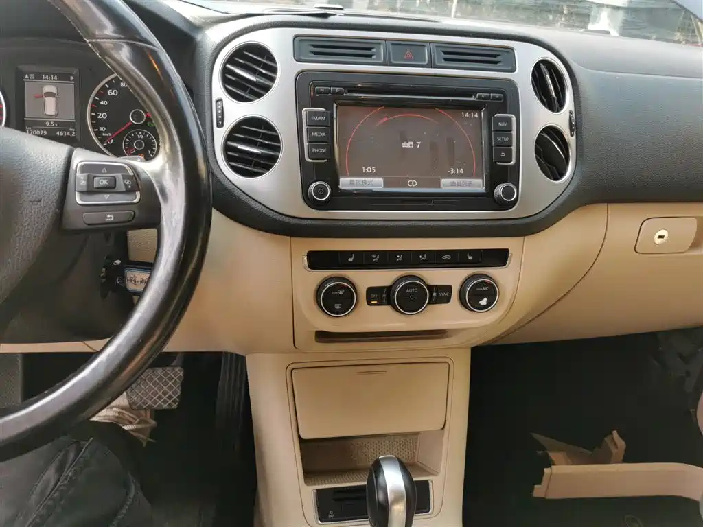 Volkswagen Tiguan 2013 1.8TSI Automatic 2WD Luxury Model фото 13