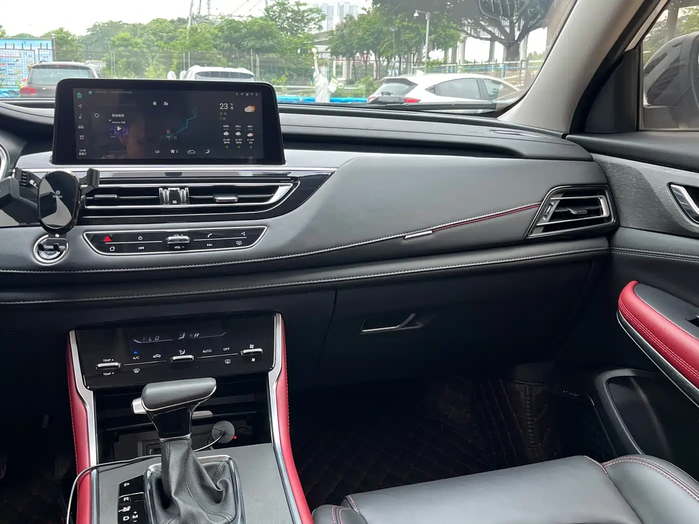 CHANGAN CS75