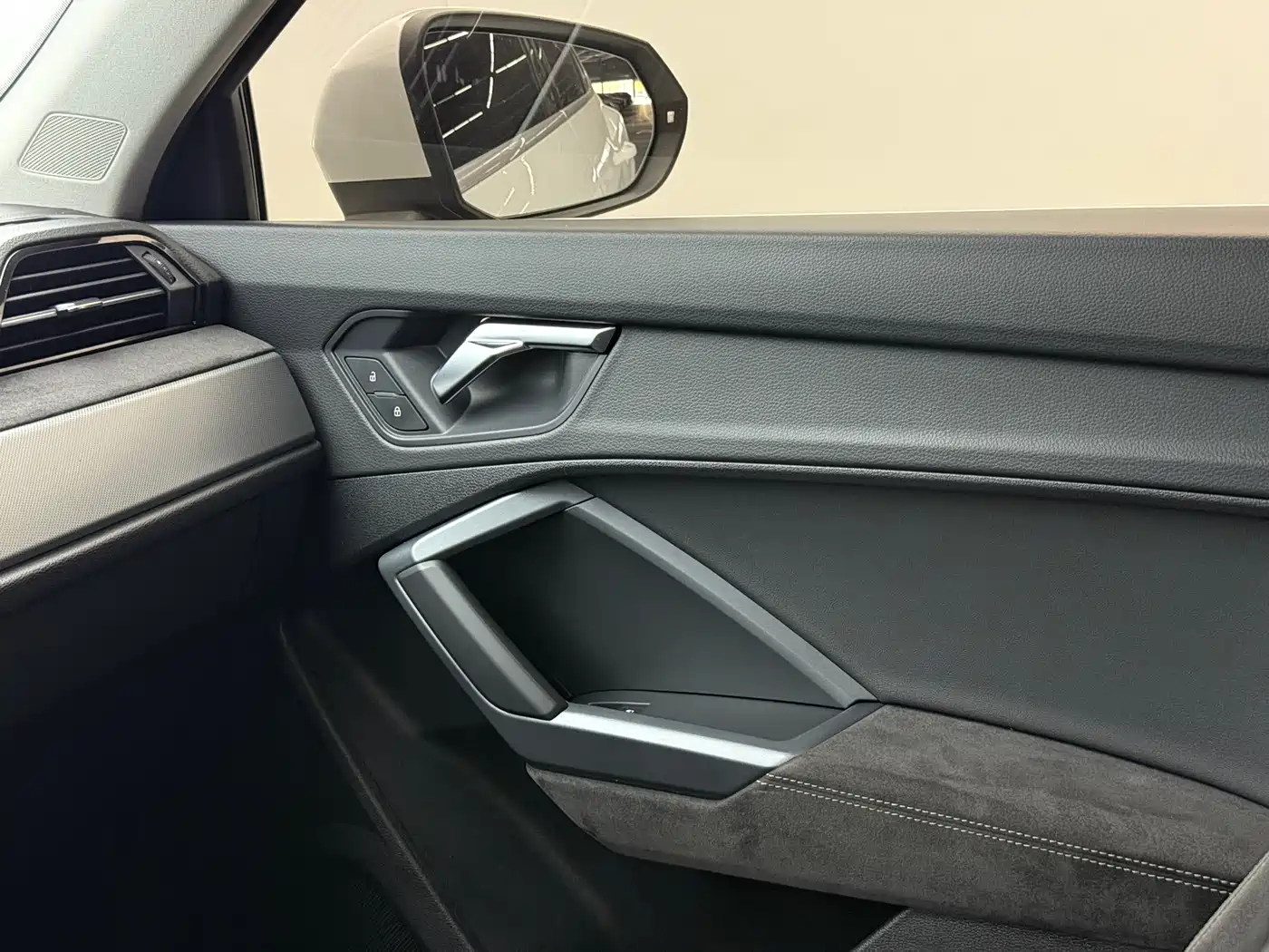 Audi Q3 Sportback 2022 35 TFSI Progressive фото 10