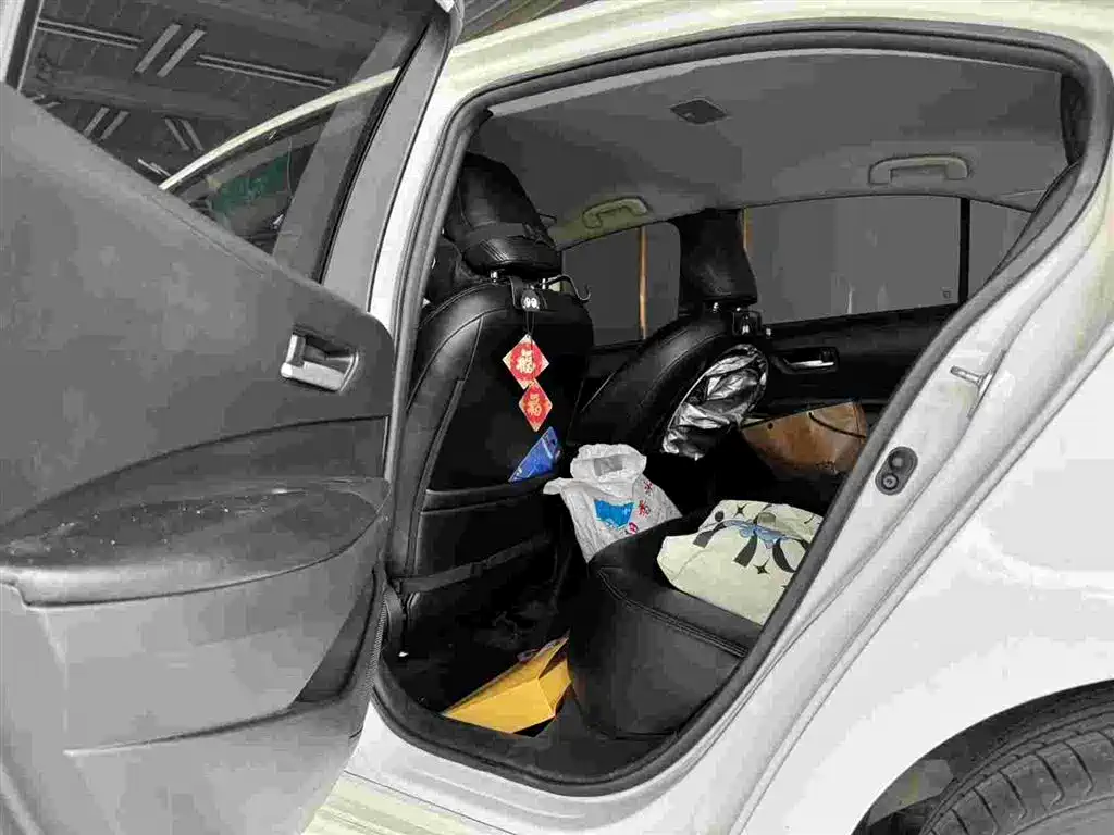 Photo 5 - Toyota Corolla