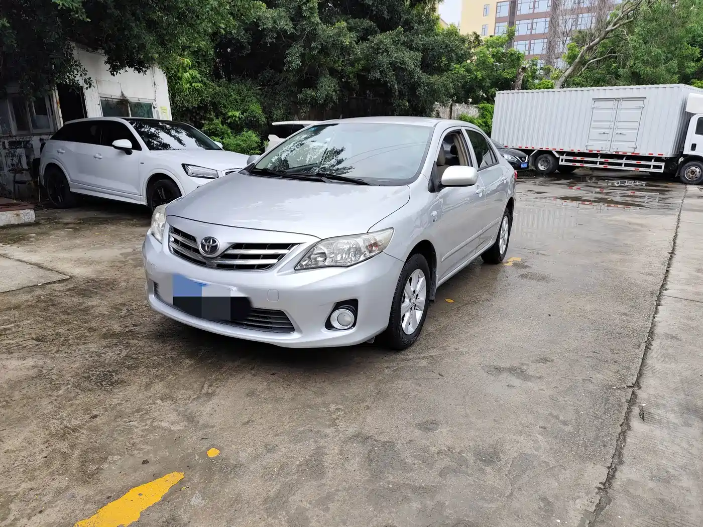 Фото 1 - Toyota Corolla