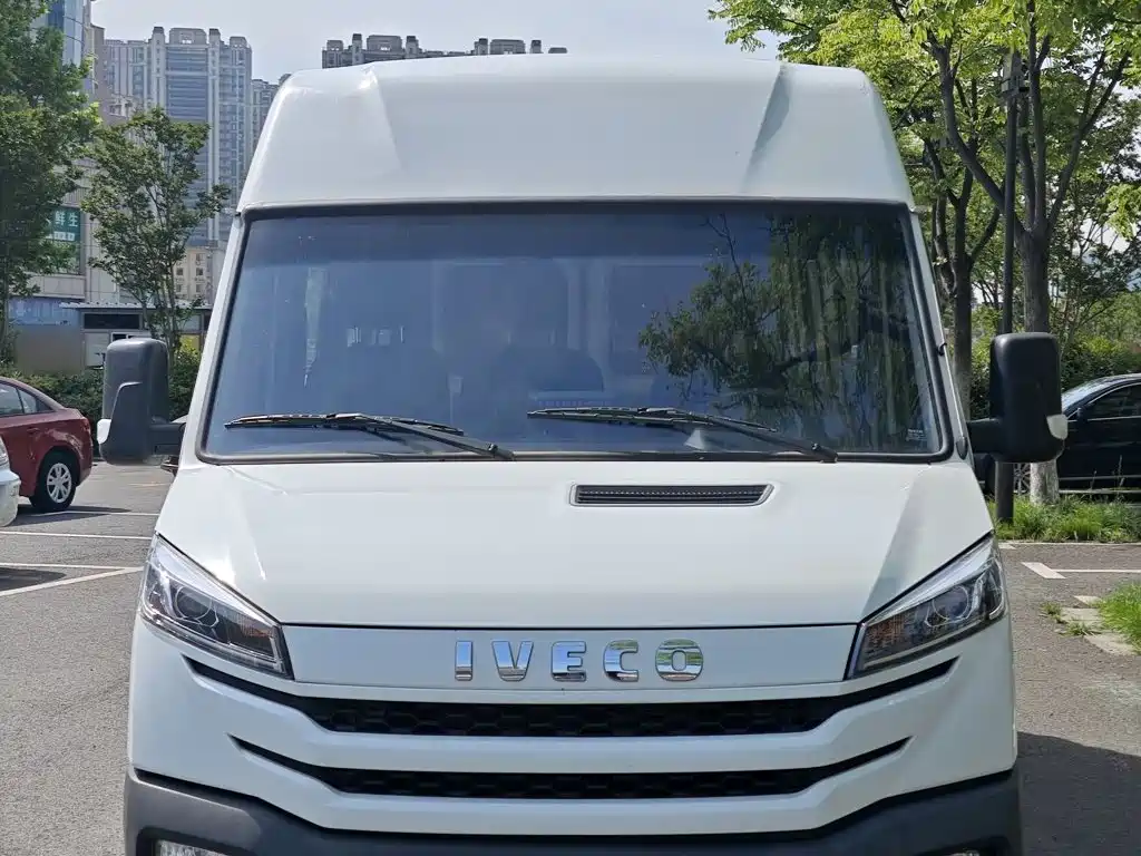 Фото 25 - Iveco Daily