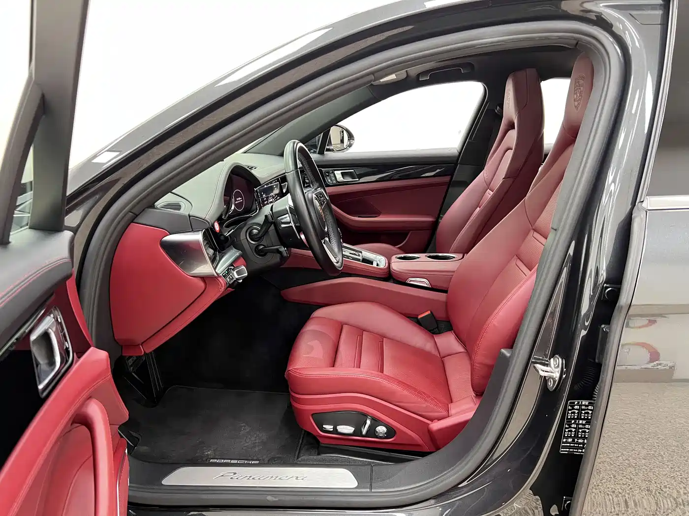 Porsche Panamera 2017 Panamera 3.0T фото 10