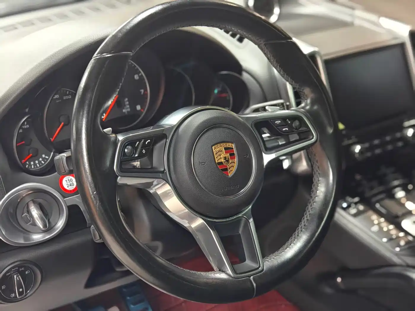 Porsche Cayenne 2016 Cayenne 3.0T фото 10