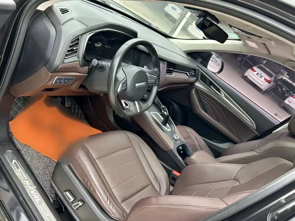 Фото 8 - Haval F7
