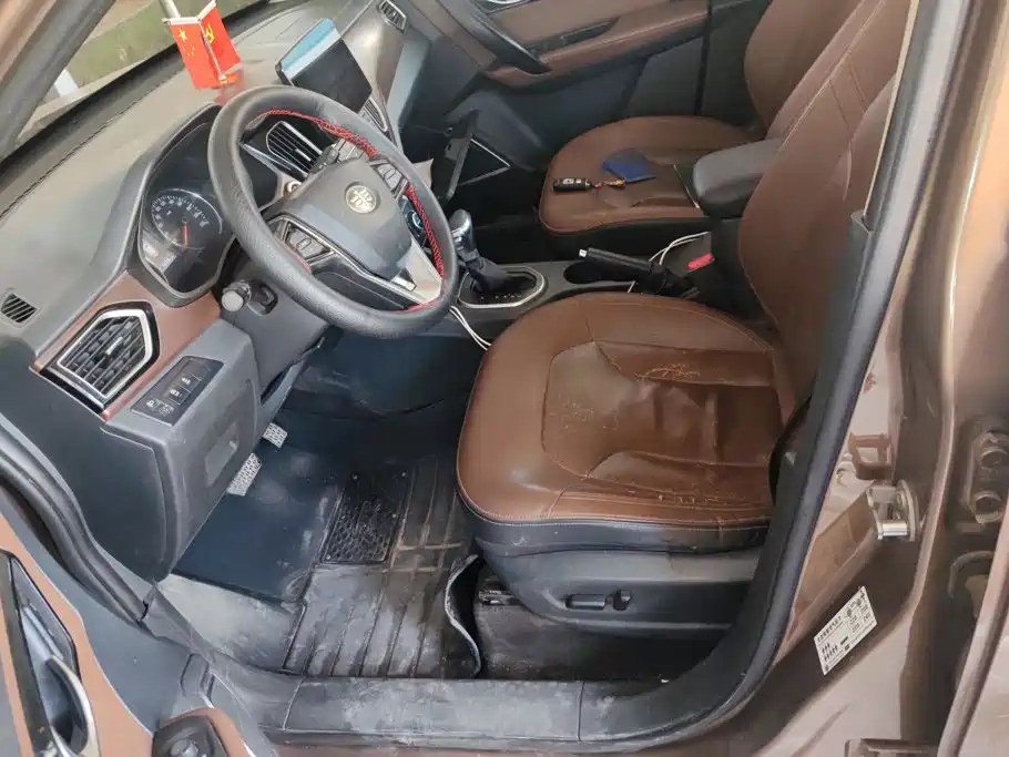 FAW Senya R7 2017 2016 Model 1.6L Automatic Premium