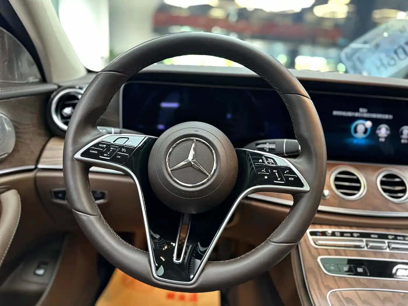 Mercedes-Benz E-Class 2023 E 260 L фото 5