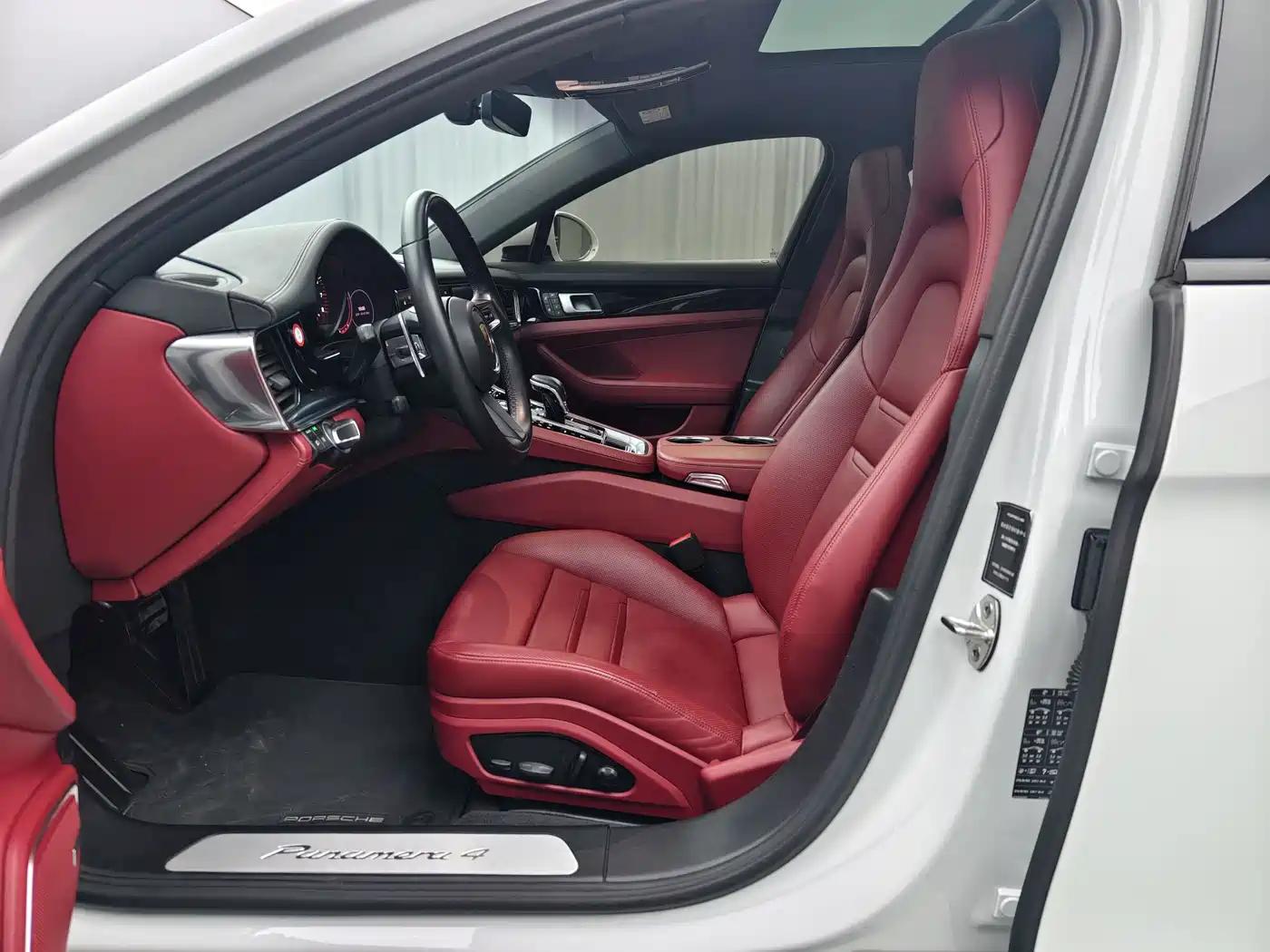 Porsche Panamera 2022 Panamera 4 Executive Long Wheelbase 2.9T фото 9