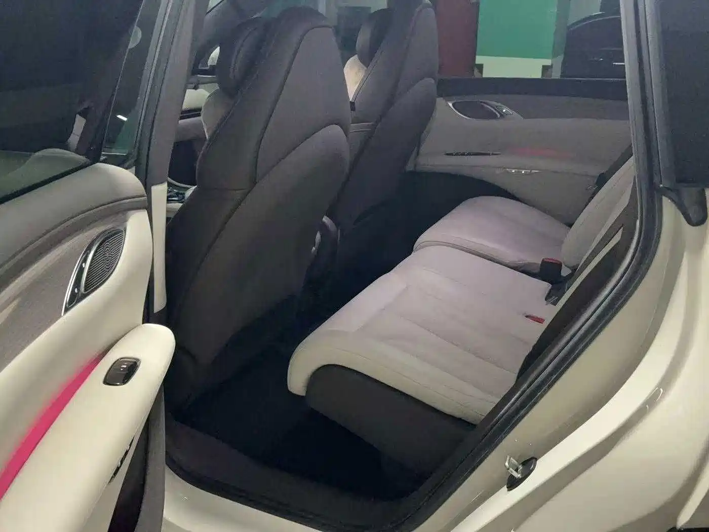 IM Motors IM LS7 2023 2023 Model 90kWh Elite RWD Edition
