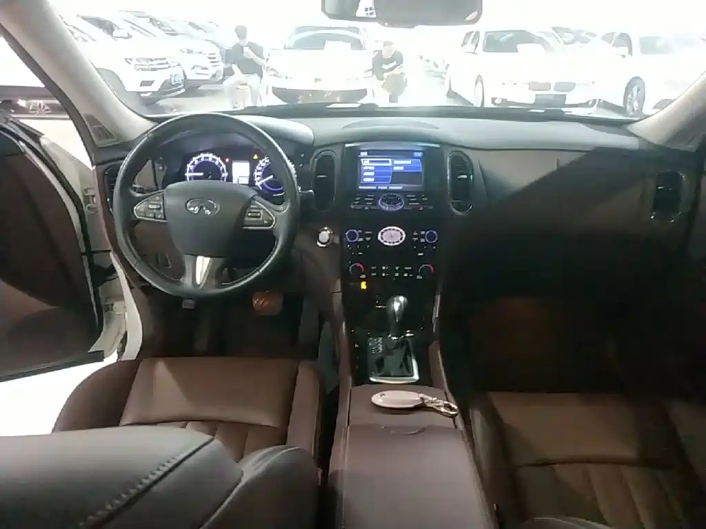 Infiniti QX50 2017 2015 2.5L Enjoyment Edition