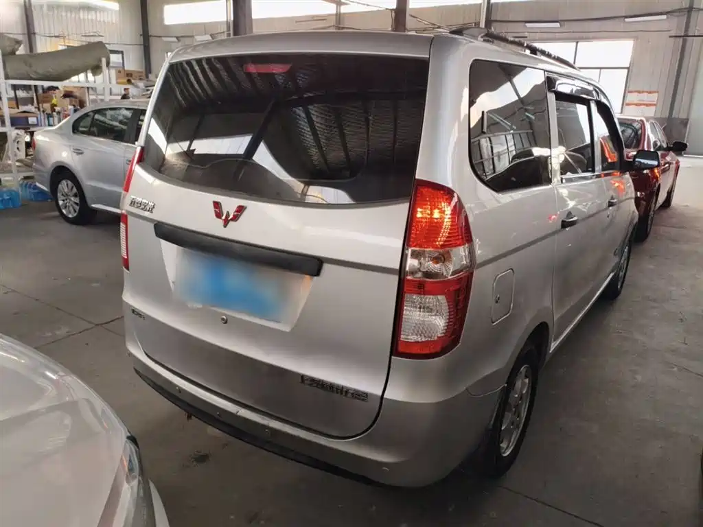 Wuling Motors Wuling Hongguang 2014 2010 1.2L Basic (China IV)
