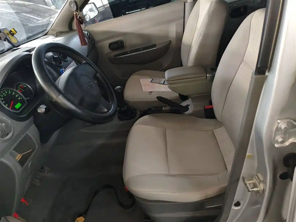 Wuling Motors Wuling Hongguang 2014 2010 1.2L Basic (China IV)