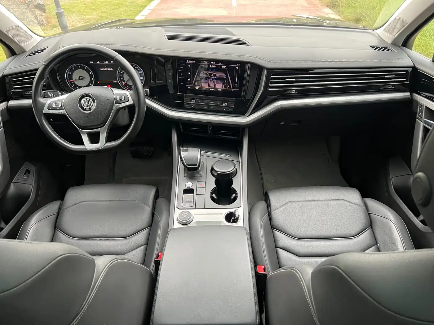 Volkswagen Touareg 2019 2019 2.0TSI Pilot Edition China VI