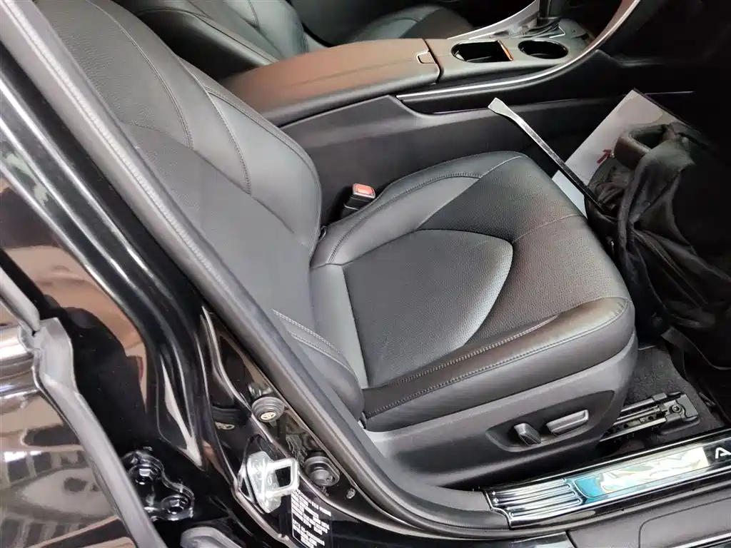 Toyota Avalon 2019 2.0L Luxury Edition (China VI) фото 25