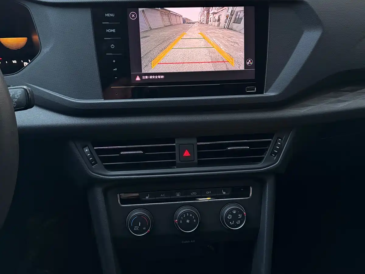 Volkswagen Tharu 2022 280TSI FWD Luxury Edition фото 10