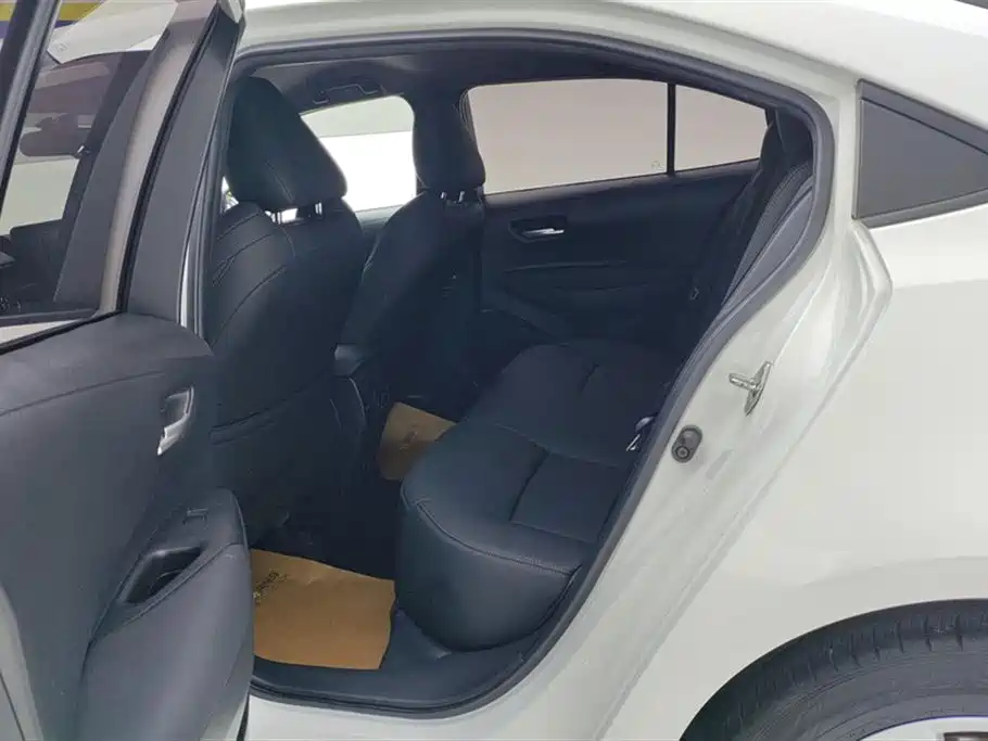 Toyota Levin 2021 TNGA 1.5L CVT Progressive Edition фото 11
