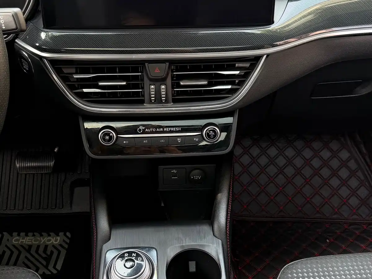 Фото 8 - Ford Focus