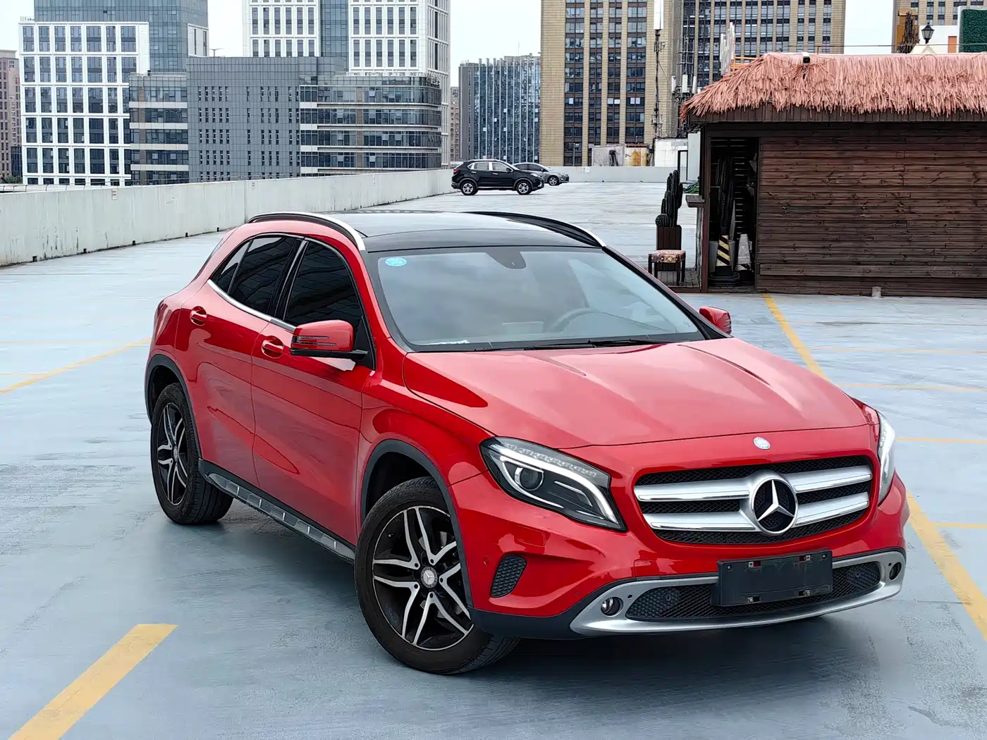 Mercedes-Benz GLA 2015 GLA 220 4MATIC Fashion Edition фото 3