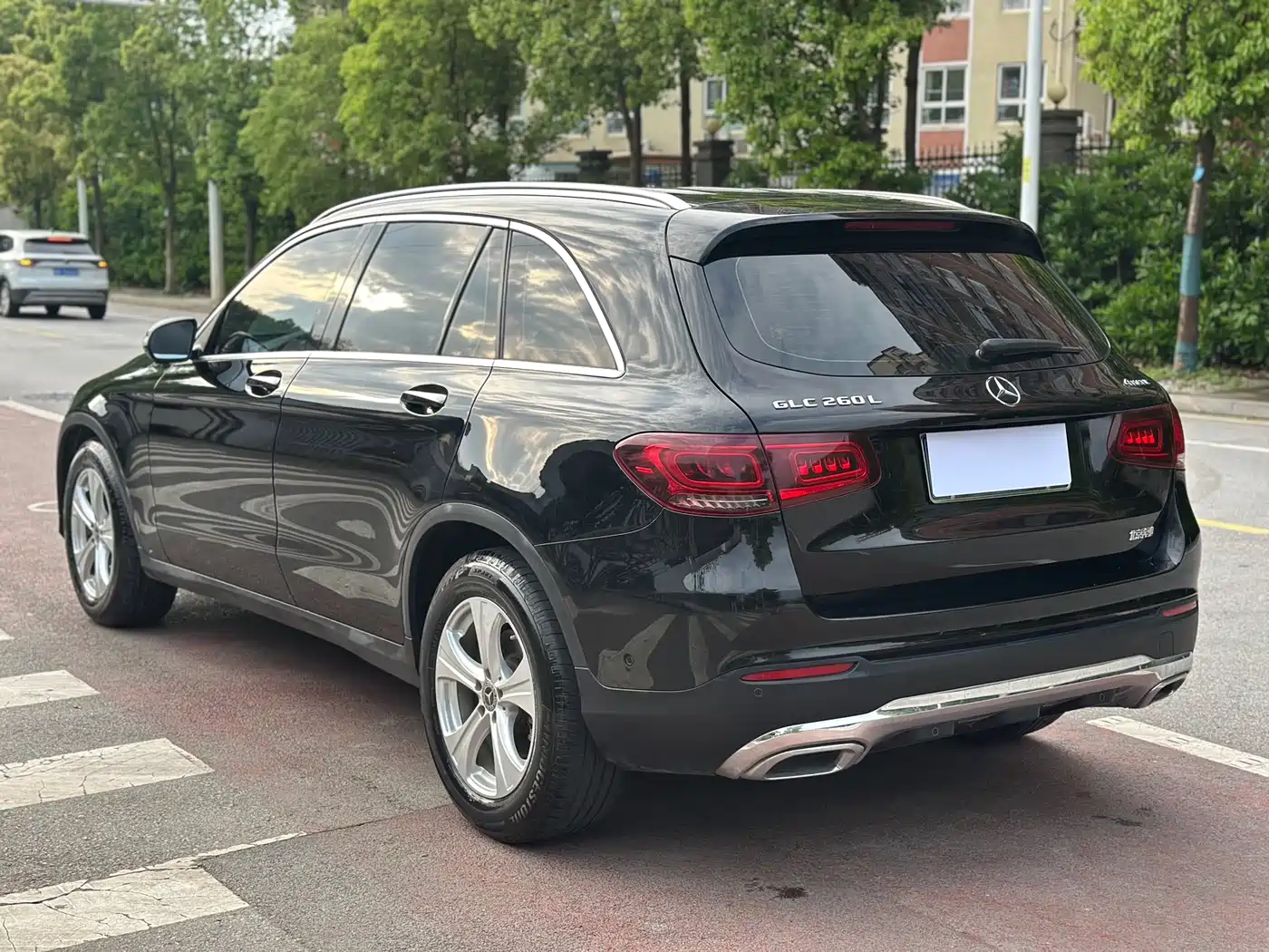 Mercedes-Benz GLC 2020 Facelift GLC 260 L 4MATIC Dynamic фото 6