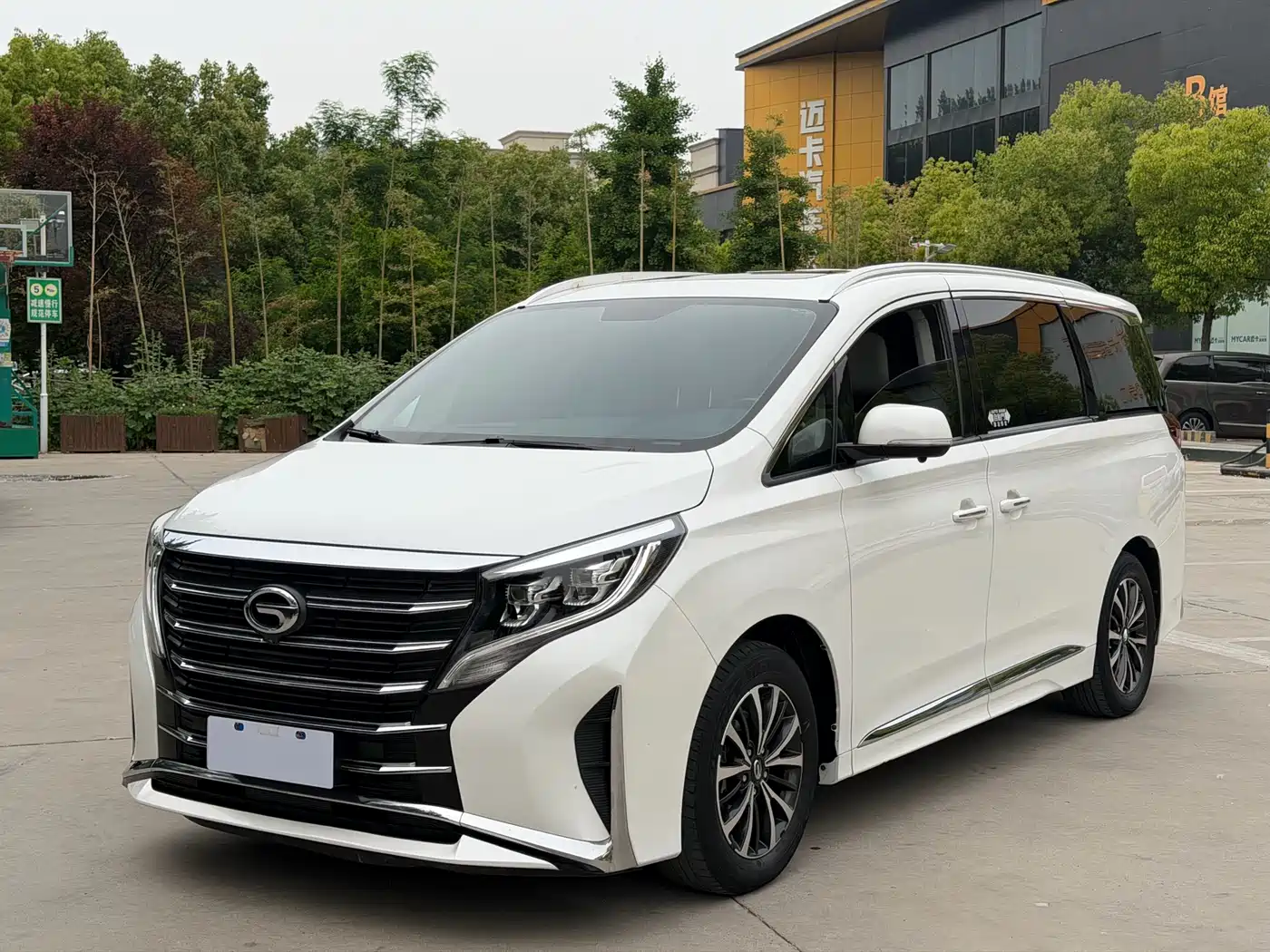 GAC Trumpchi Trumpchi M8 2021 Leading Show Series 390T Luxury Edition