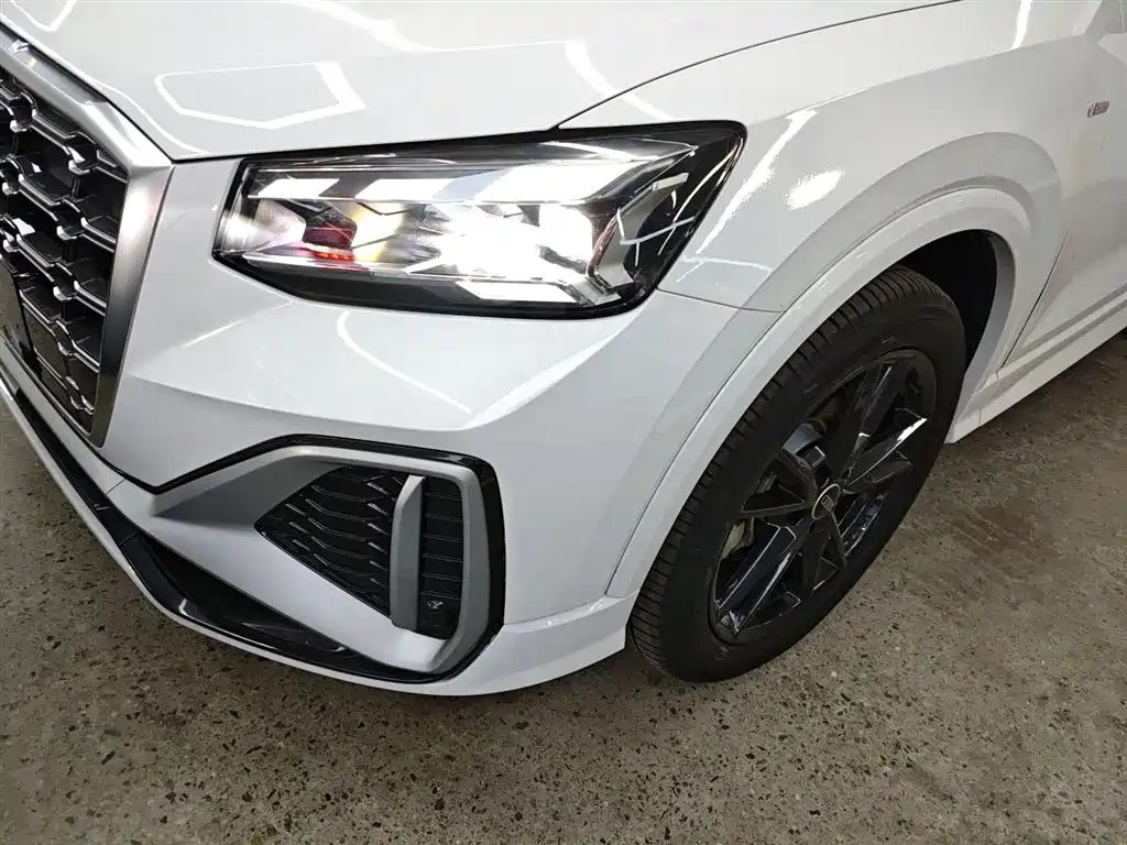 Audi Q2L 2023 35TFSI Progressive Dynamic фото 15
