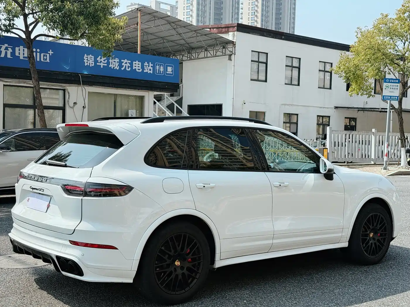 Фото 7 - Porsche Cayenne