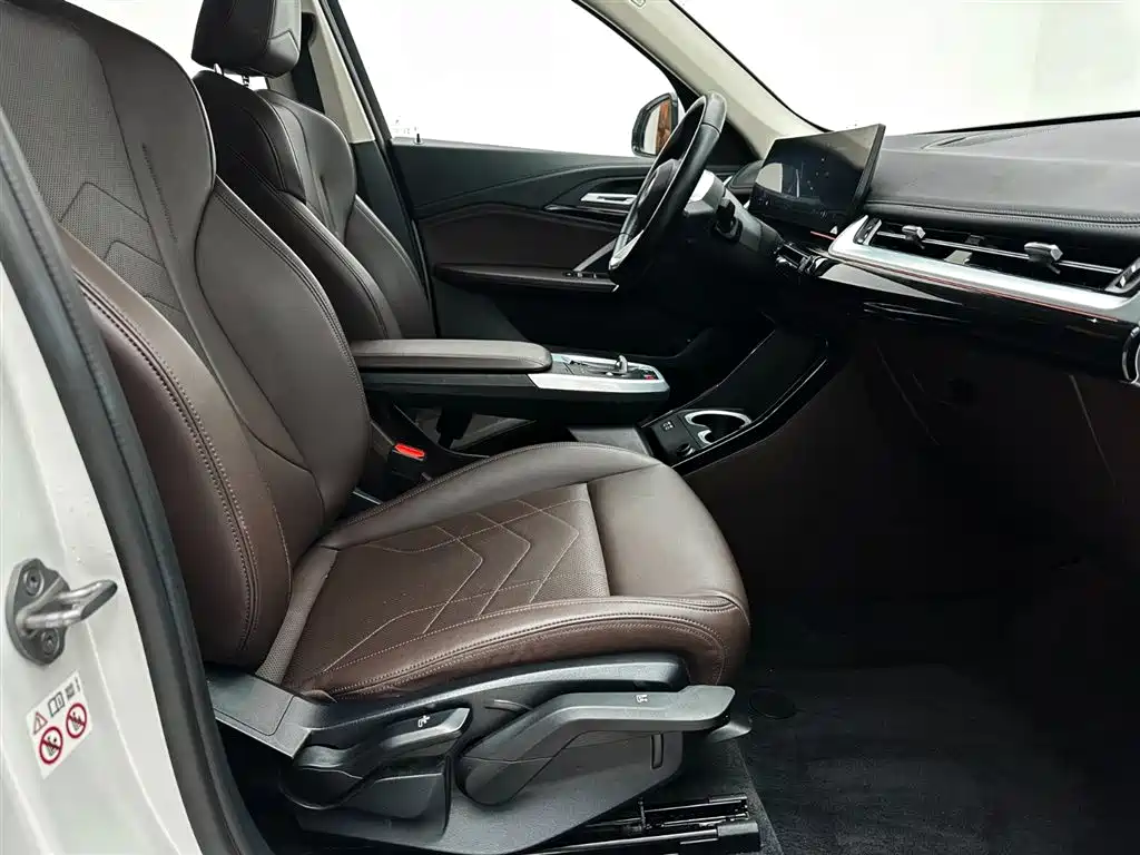 BMW X1 2023 sDrive20Li X Design Package фото 21