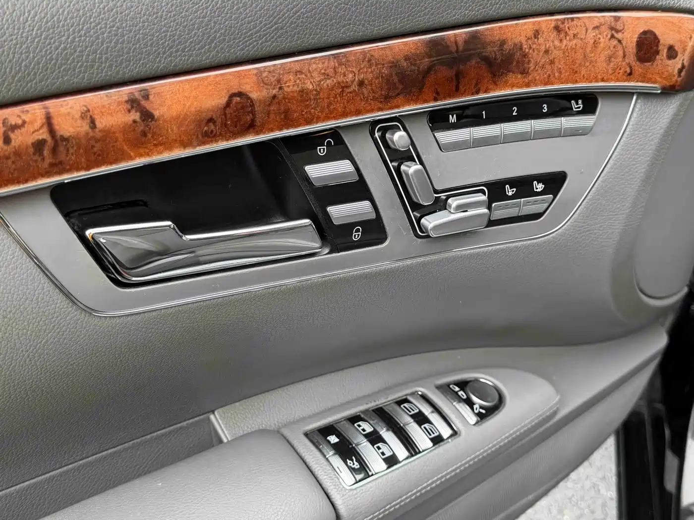 Mercedes-Benz S-Class 2008 Model S 500 L 4MATIC фото 18