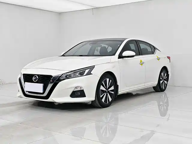 NISSAN TEANA