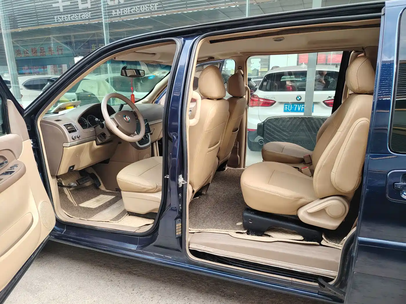 Buick GL8 2014 2.4L Classic Edition фото 9