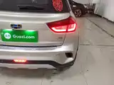 Фото 24 - Geely Vision X3