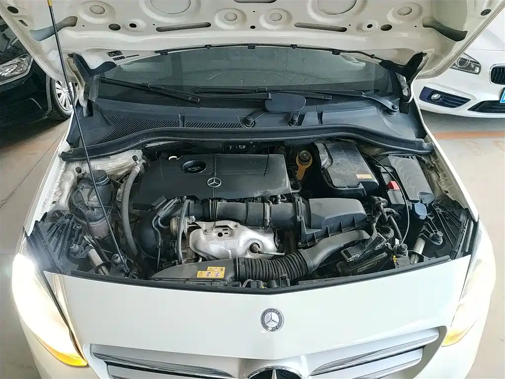 Mercedes-Benz B-Class 2015 B 200 Dynamic фото 10