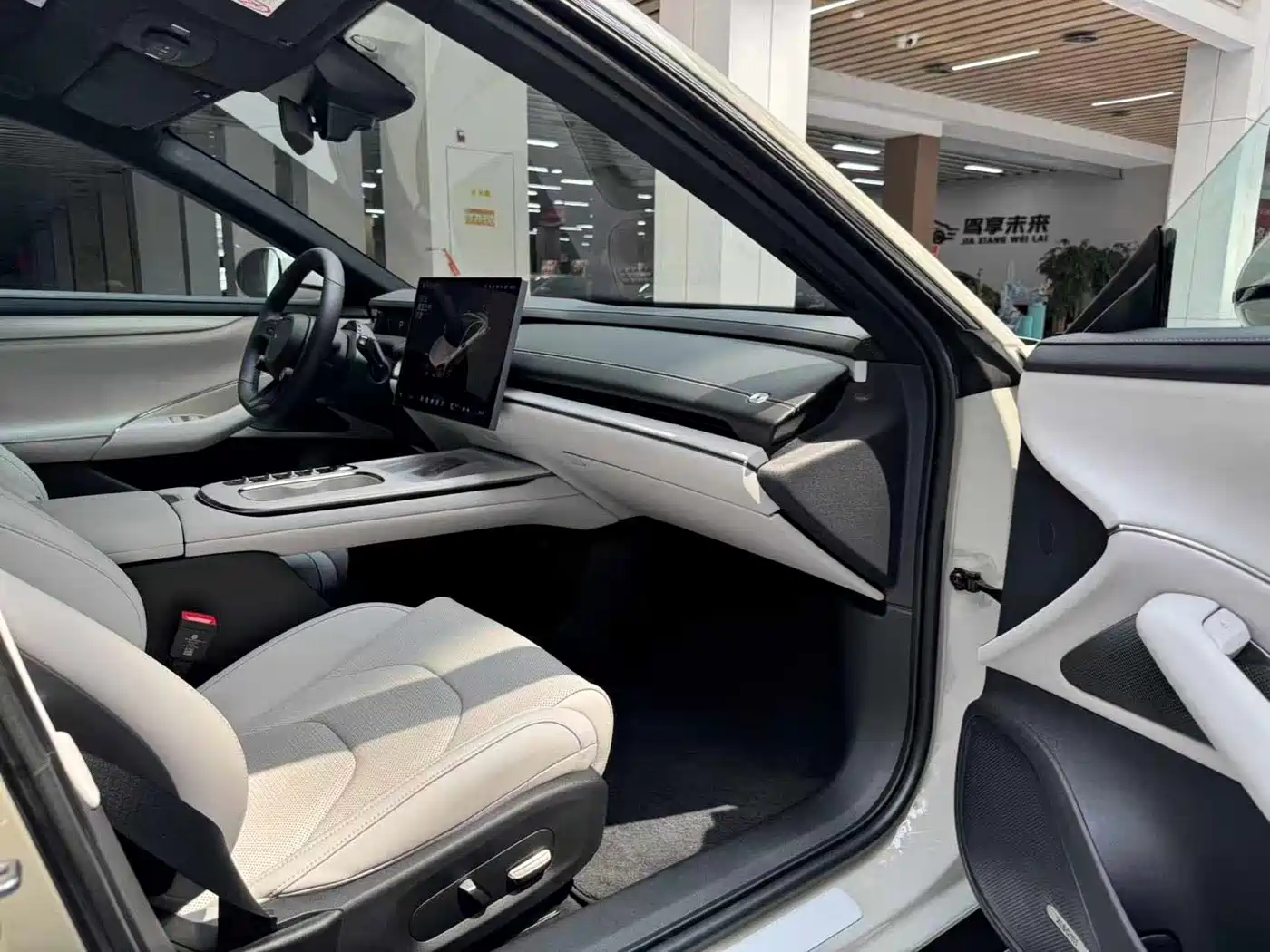 Xiaomi Auto Xiaomi SU7 2024 2024 AWD Extended Range Advanced Smart Driving Max Edition