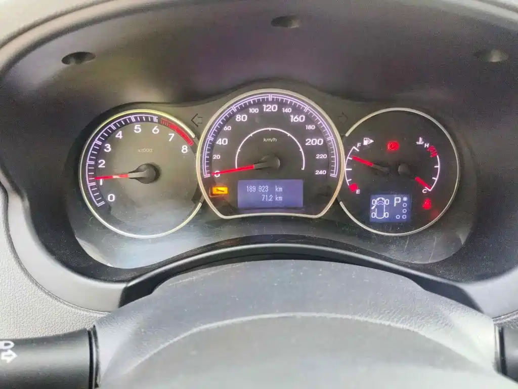 Renault Koleos (Import) 2013 2013 2.5L 2WD Comfort Edition